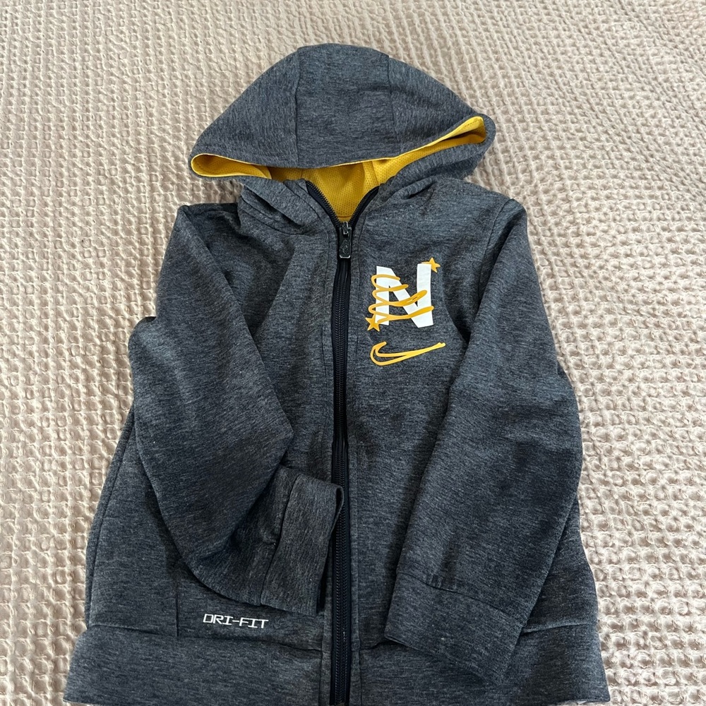 Nike boys hoodie